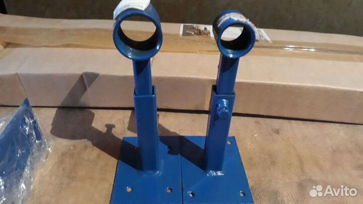 Продам кронштейн диаметр 20 мм и 25 мм