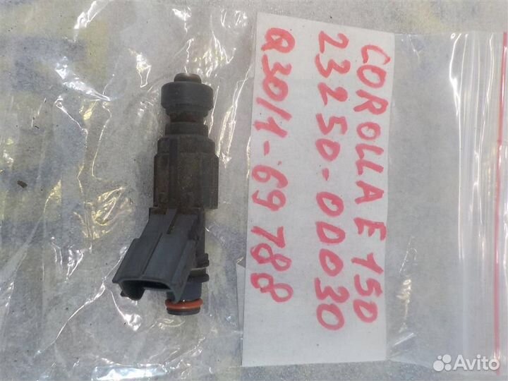 Форсунка инжекторная электрическая Toyota Corolla