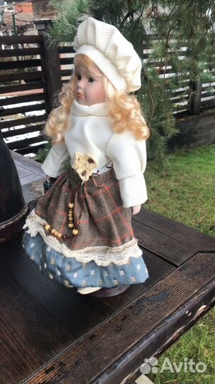 Кукла сувенирная