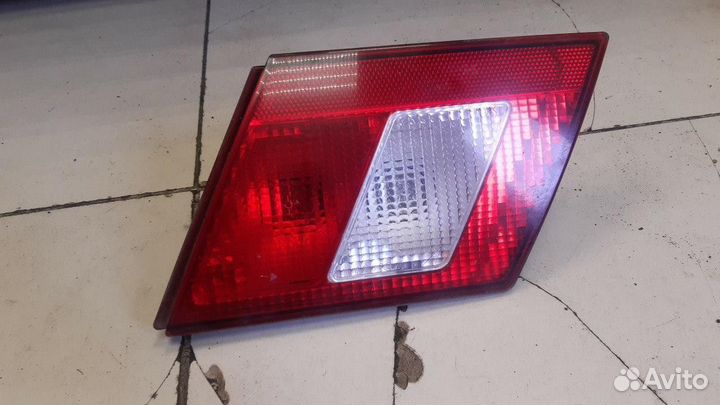 Фонарь внутренний правый LADA 2115