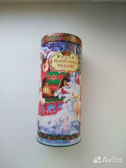 Жестяная банка новогодняя