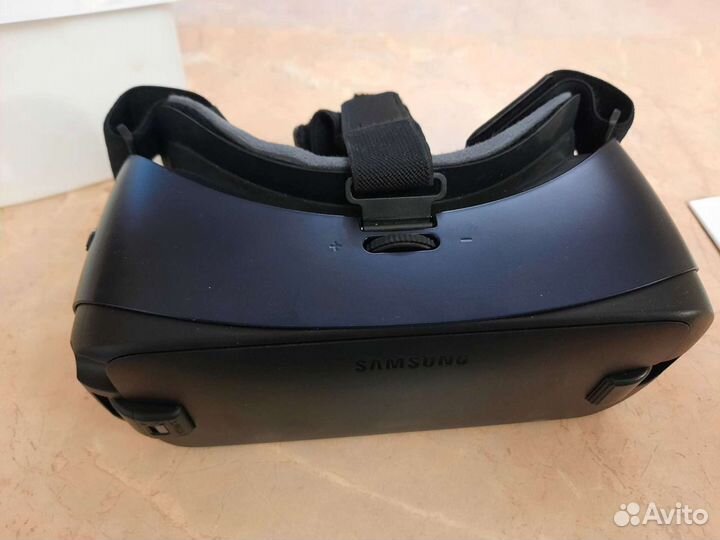 Очки виртуальной реальности samsung gear vr