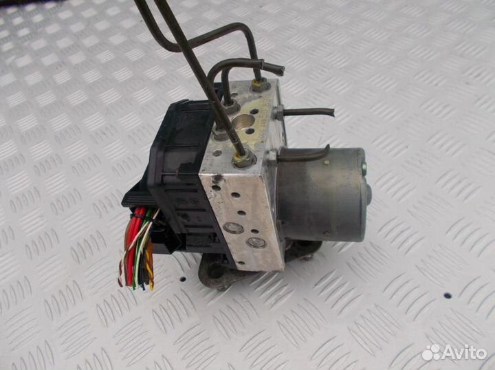 Блок ABS Mercedes-Benz (Bosch 5.7)
