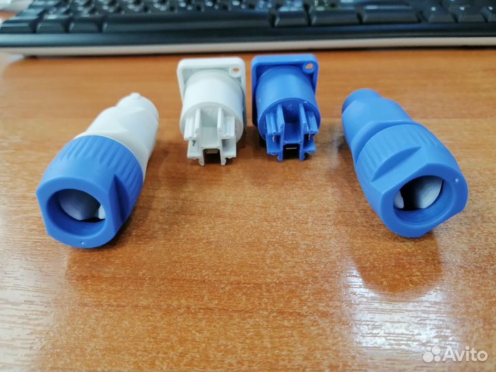 Кабельный разъем с фиксатором powercon (аналог)