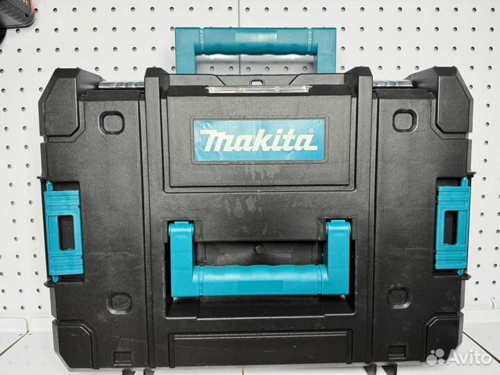 Лазерный уровень/нивелир Makita 4D со Штативом