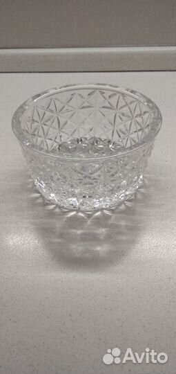 Хрустальная ваза