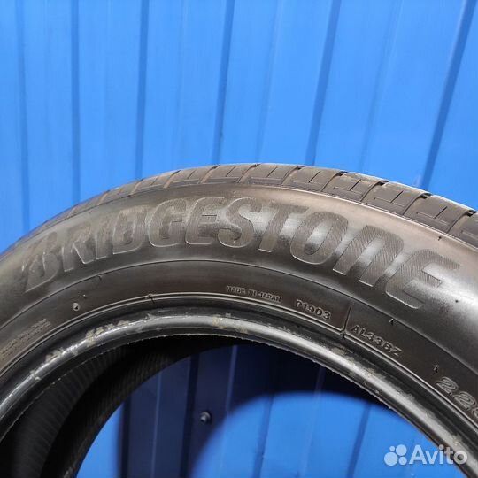 Bridgestone Dueler H/L Alenza 225/60 R18