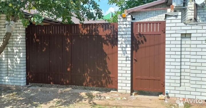 Распашные ворота m произв. Alutech установка