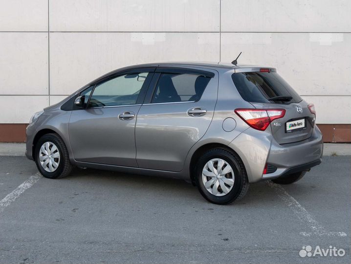 Toyota Vitz 1.0 CVT, 2018, 69 368 км