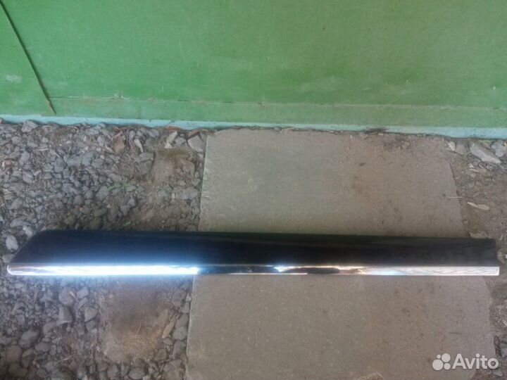 Молдинг двери задний левый Mercedes-Benz Gl-Class