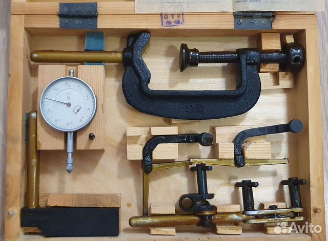 Прибор при принадлежности к индикатору