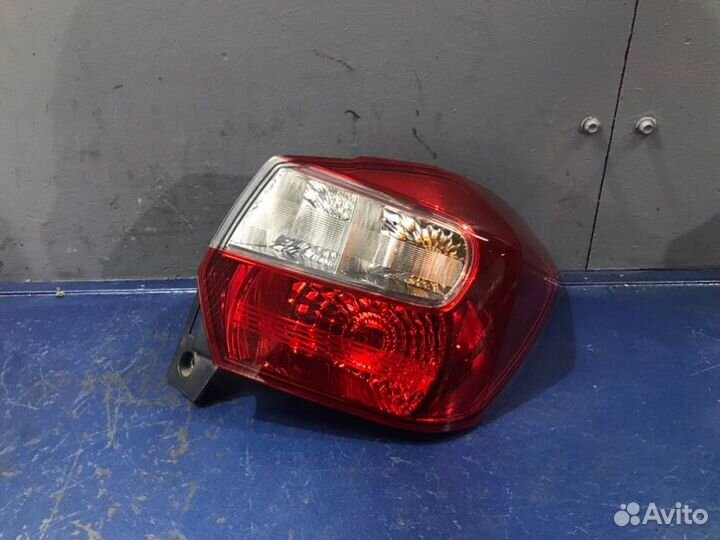 Фонарь правый Subaru Xv GP