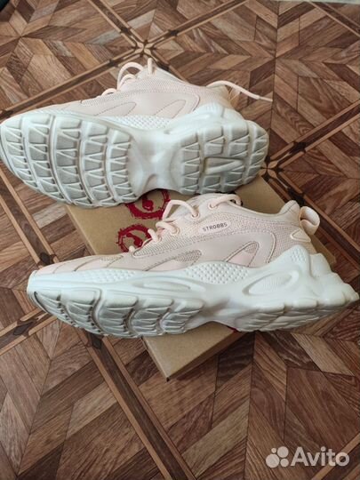 Кроссовки женские летние Strobbs 38размер