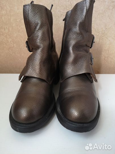 Женские осенние ботинки