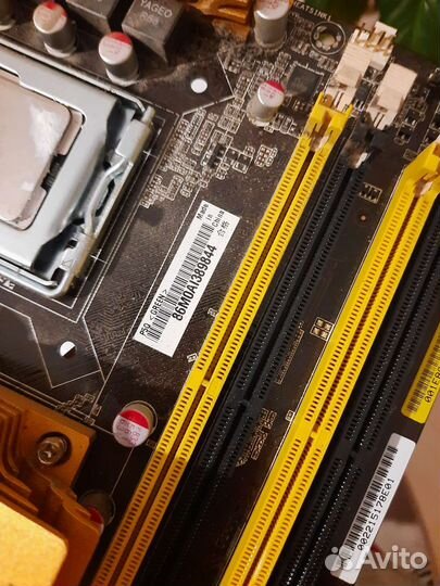 Материнская плата