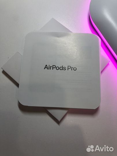 Беспроводные наушники apple airpods про