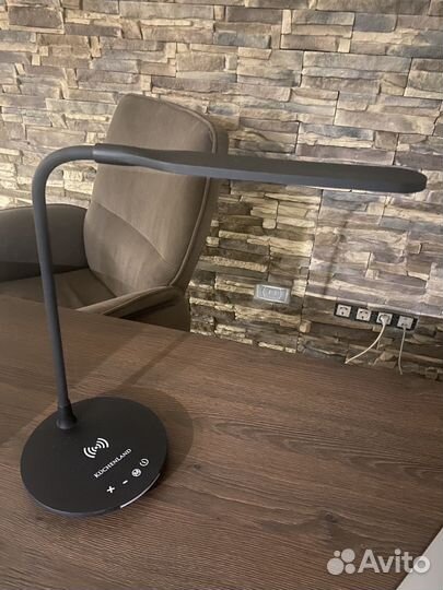 Лампа настольная