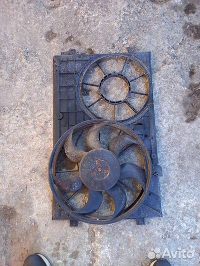 Диффузор вентилятора VAG passat b6, Touran