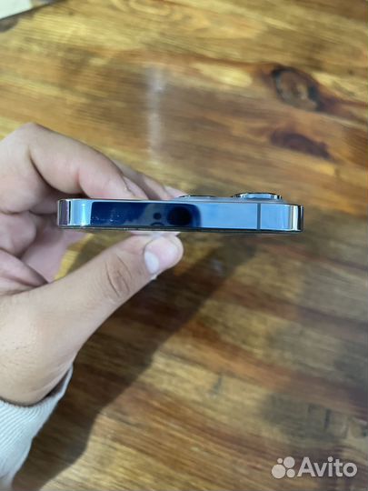 Телефон iPhone 13 pro