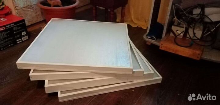 Светодиодный светильник Armstrong