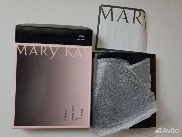 Новый футляр/кейс/пудреница Mary Kay