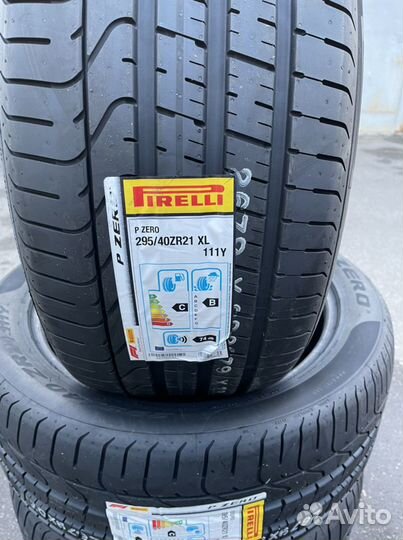 Pirelli P Zero 295/40 R21