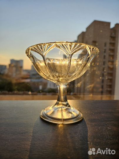 Старинная вазочка клеймо 72