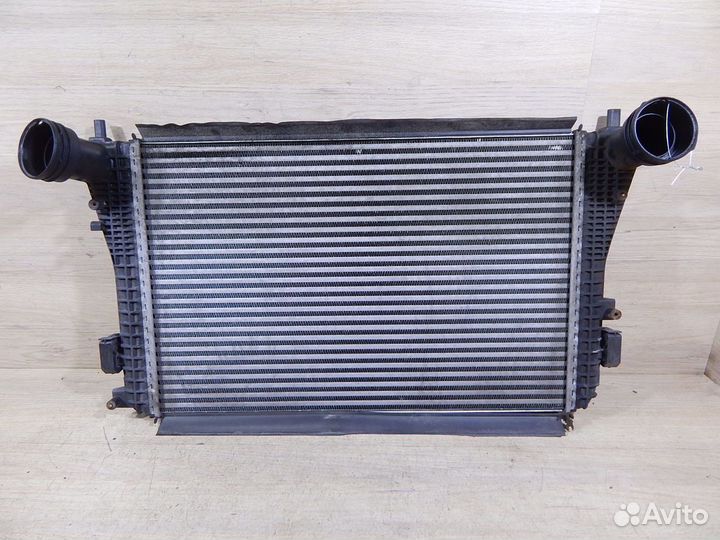 Интеркулер Vw Passat B6 / Vw Tiguan 1