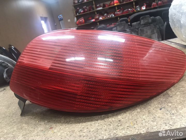 Фонарь задний Пежо 206 Хетчбек