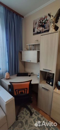 Школьный уголок