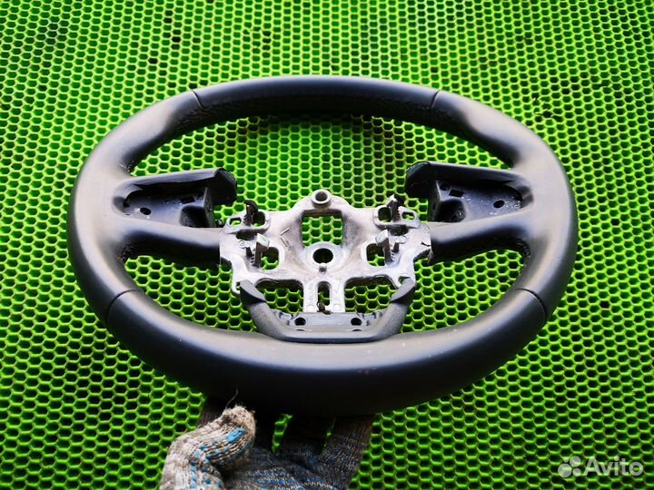 Рулевое колесо на Renault Kaptur 2016-н.в