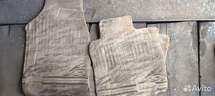 Автомобильные коврики ворсовые