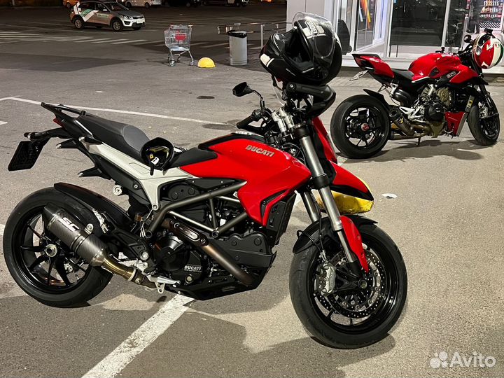 Ducati Hyperstrada 821 2013