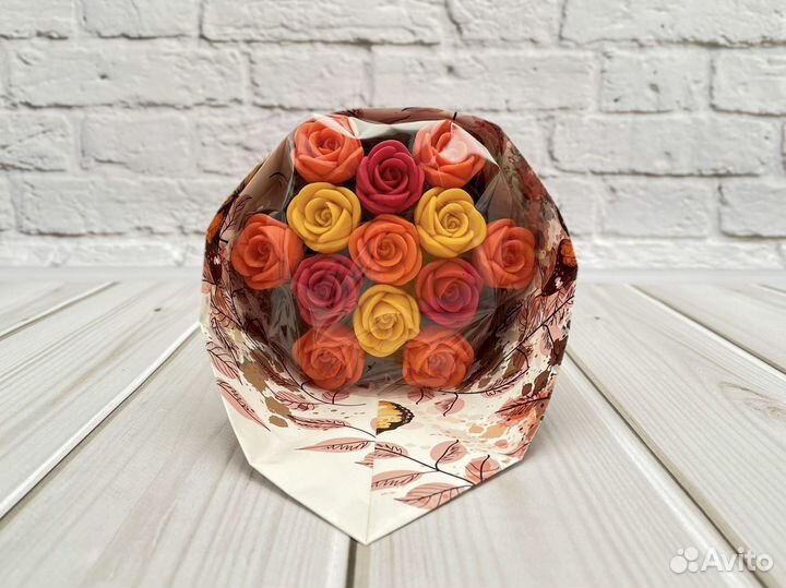 Сладкий букет из шоколада