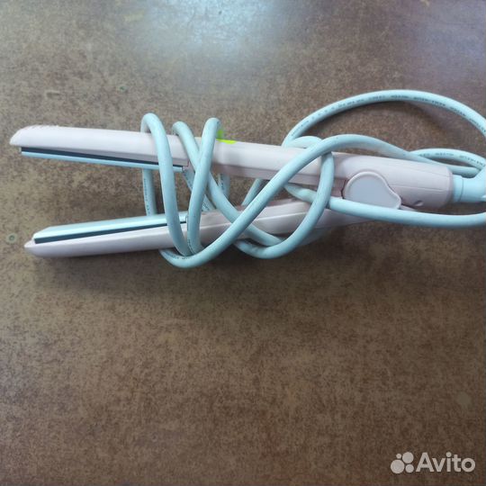 Выпрямитель для волос philips (T146)