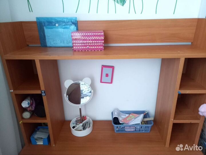 Компьютерный стол