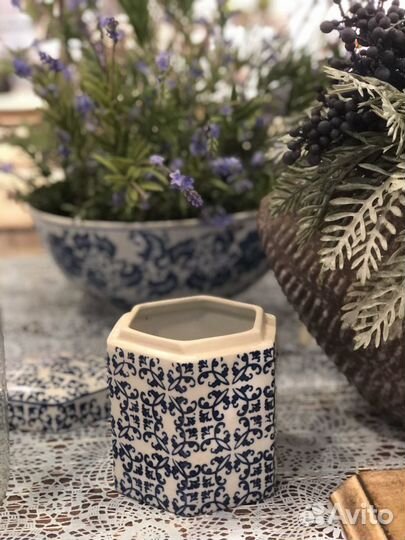 Банка с крышкой фарфор 12,5х12,5х17 wer