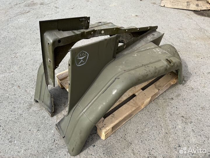 Крыло ЗИЛ-131 левое/правое СССР