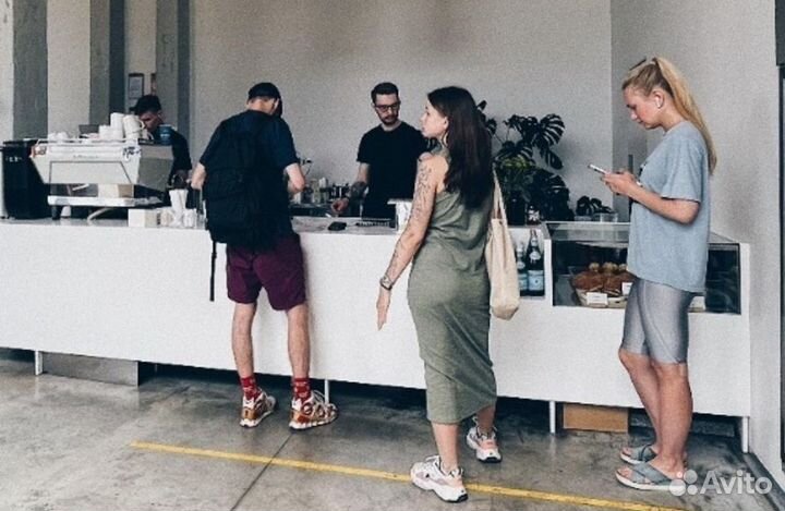 Кофейня / 5 минут от метро / высокий трафик / свеж