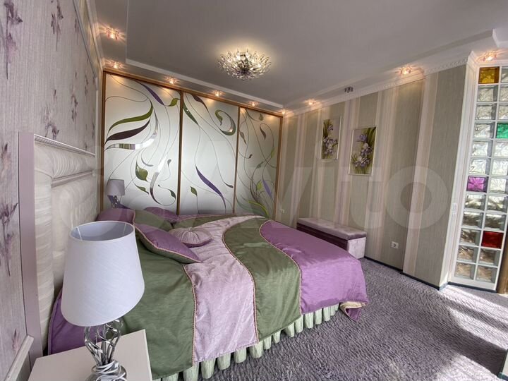 2-к. квартира, 110 м², 11/14 эт.