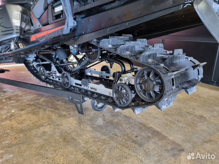 Lynx commander 600R E-TEC (б/у)