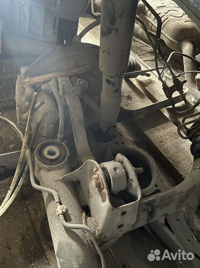 Подрамник задний Volkswagen Passat B6