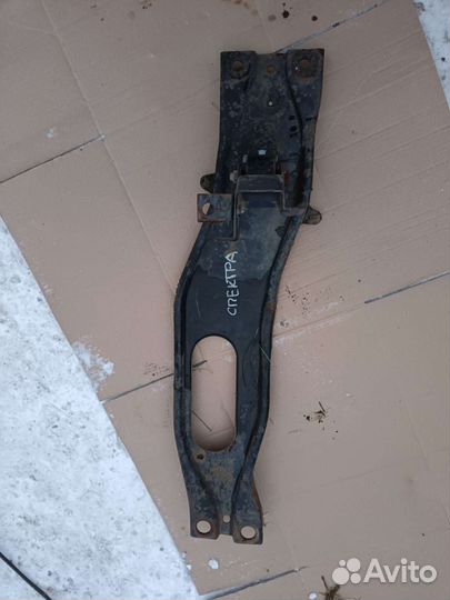 Траверса подрамника Kia Spectra