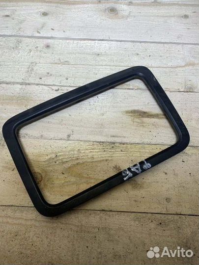 Крепление магнитофона Skoda Fabia хетчбэк BZG 1.2