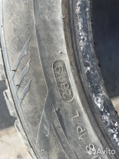 Laufenn I Fit Ice LW 71 215/50 R17 95T