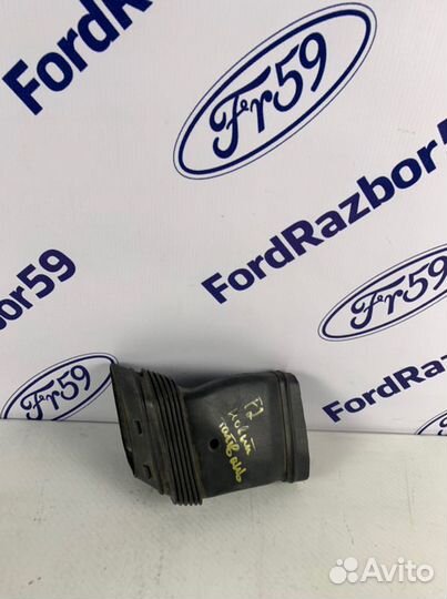 Воздухозаборник Ford Focus 2 CB4 2005-2011