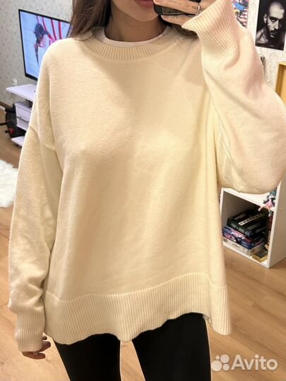 Свитер женский
