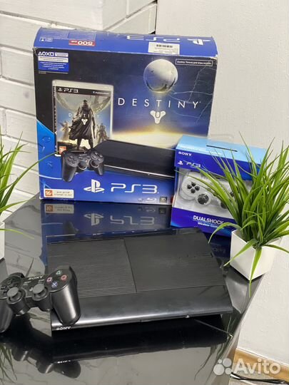 Sony Playstation 3 500Gb много игр + два джойстика