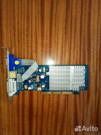 Материнская плата