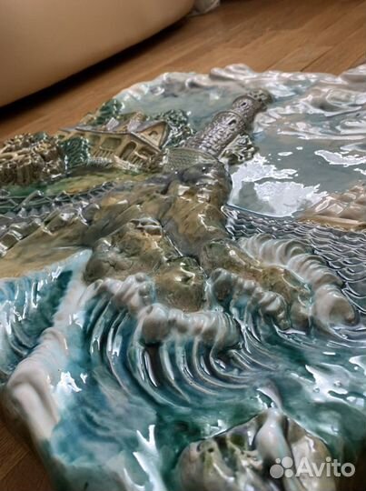 Большое панно-барельеф, морской пейзаж